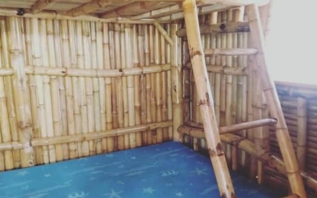 Titanic's Nipa Huts by Hiverooms