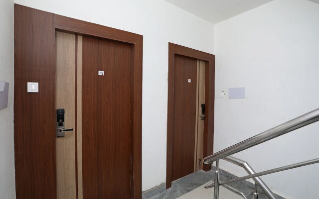 OYO 17418 Hotel Pipul