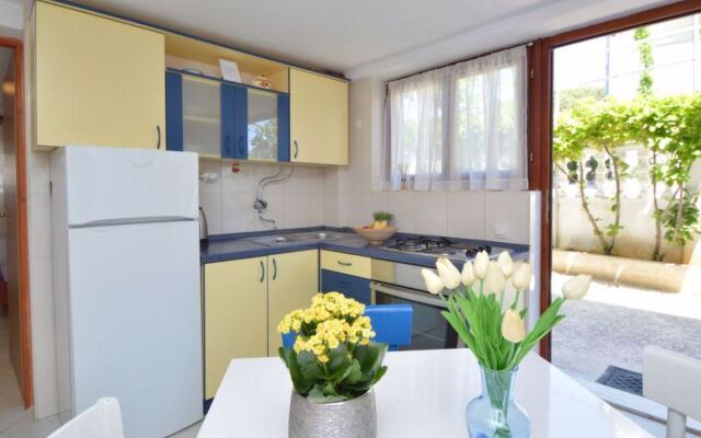 Apartment Rose Gemmano 22278