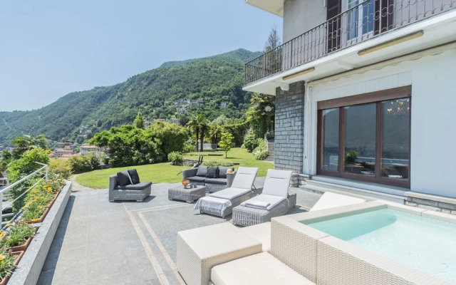 Villa Chiara Moltrasio With Private Garden by Rent all Como