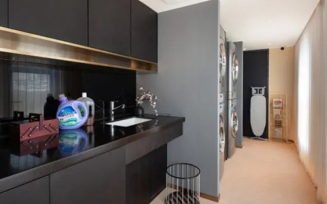 The Yun Collection Guangzhou Yong Qing Fang