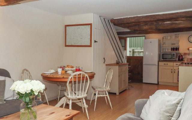 Cherryblossom Cottage