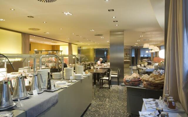 UNA HOTELS T Hotel Cagliari