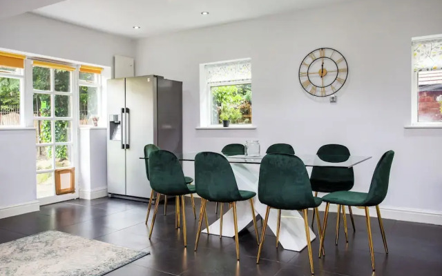 Spacious 5 Bed House Newcastle Gateshead