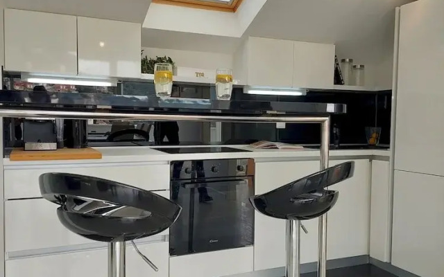 Blue Bay Apartment