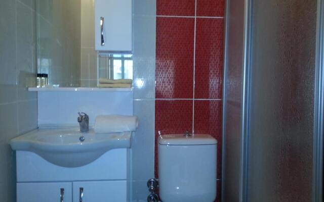 Roncalli Suites