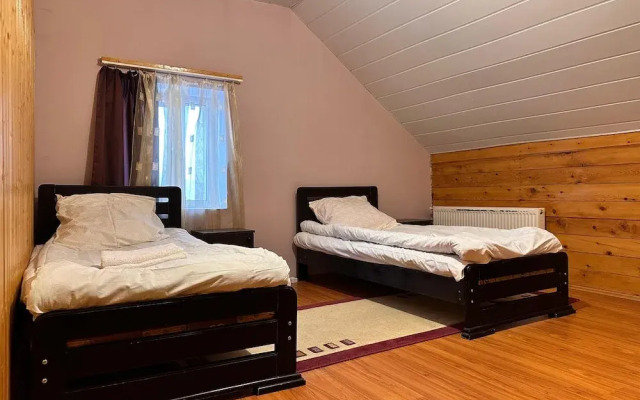 Family Hotel Parnas 2250