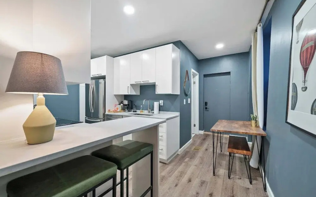 The Luxe Pearl Residences 870