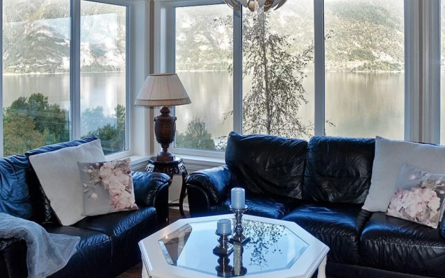 10 Person Holiday Home in Folkestad