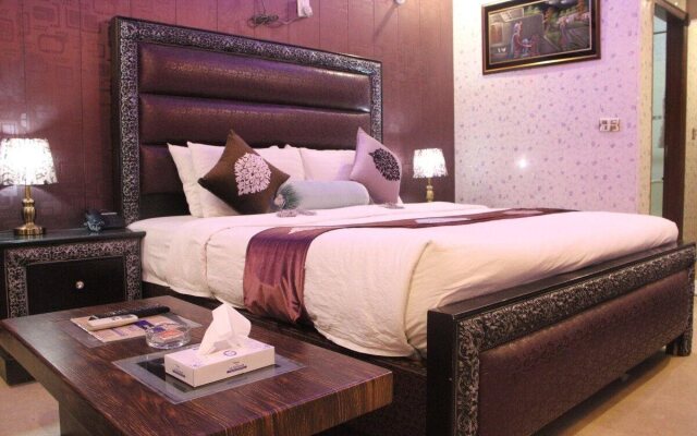 Hotel The Leschanze