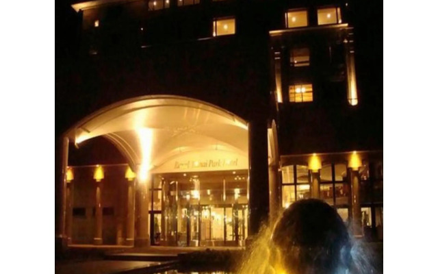 Royal Tainai Park Hotel