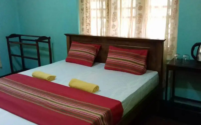 Dreams Garden Surf Lodge