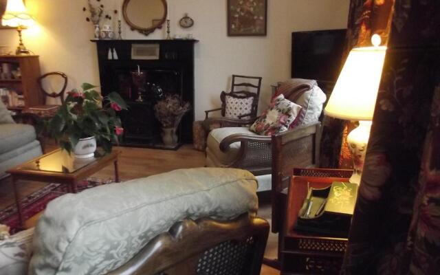The Apartment of Antiquity