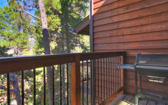 Lance'S West 7 Condominium