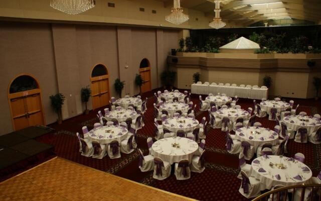 Decatur Conference Center & Hotel