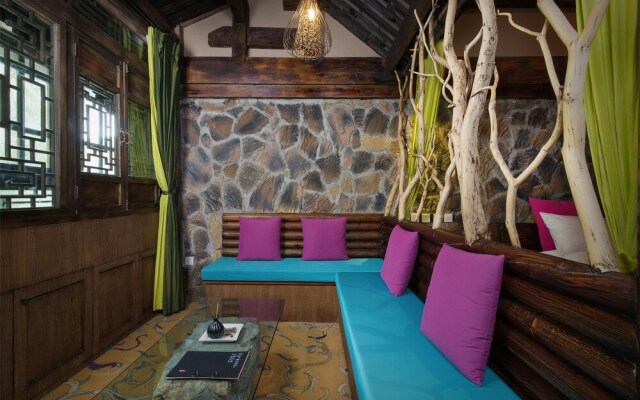 Blossom Hill Inn Lijiang