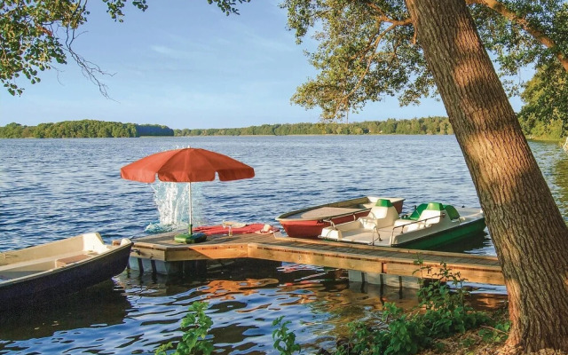 Nice Home in Pinnow With 2 Bedrooms and Wifi