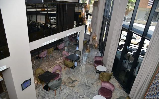Privilege Oasis Hotel