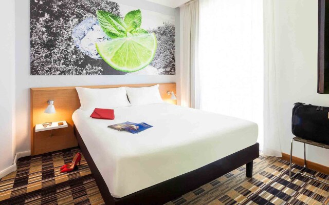 ibis Styles Napoli Garibaldi