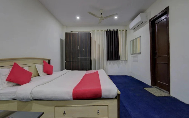 Hotel Park Street 2 by OYO Roooms