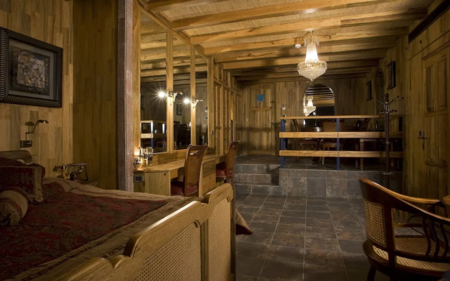 Bay Lodge