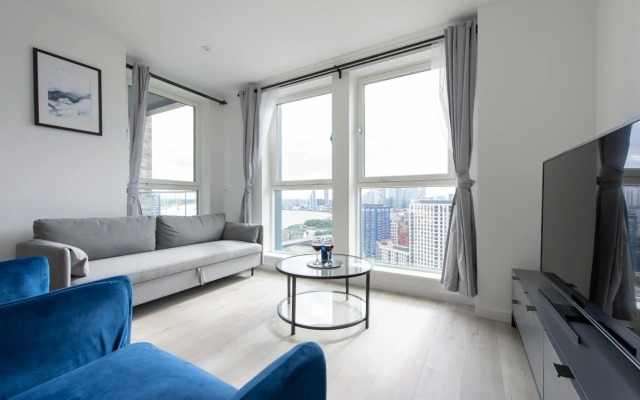 Luxury penthouse with stunning views near Canary Wharf