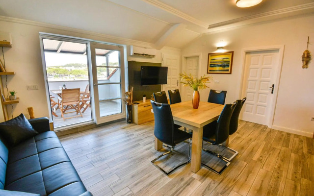 Apartment 10 in Villa Petrac