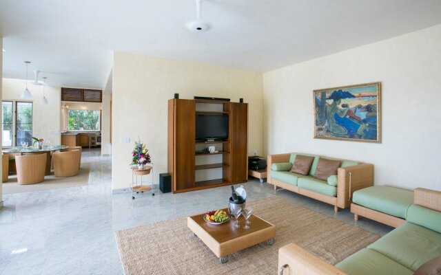 Villa Tasha