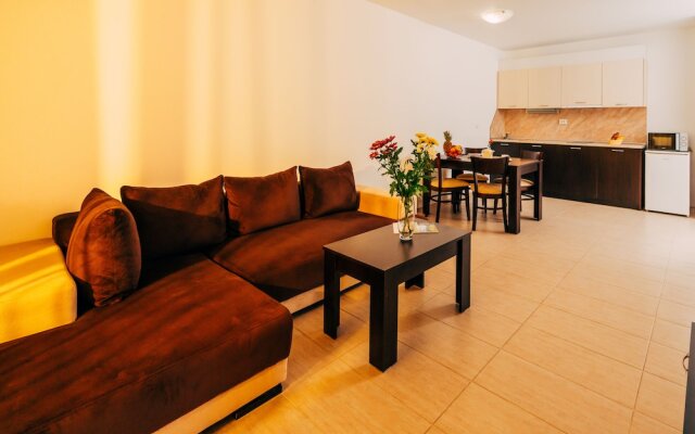 Apartments in Green Life Beach Resort