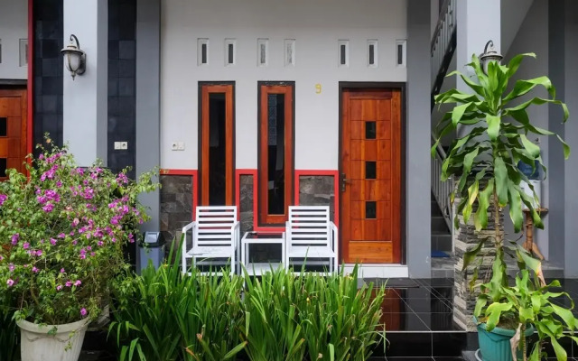 RedDoorz @ Jalan Dieng 3