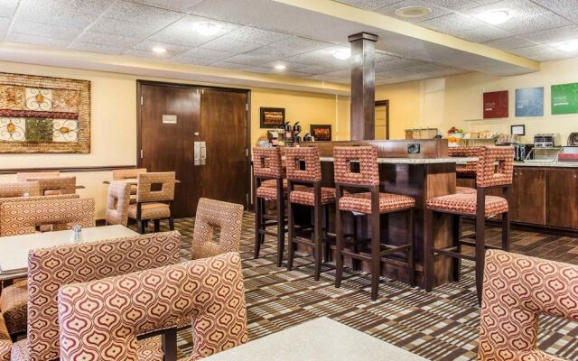 Comfort Inn & Suites Galleria