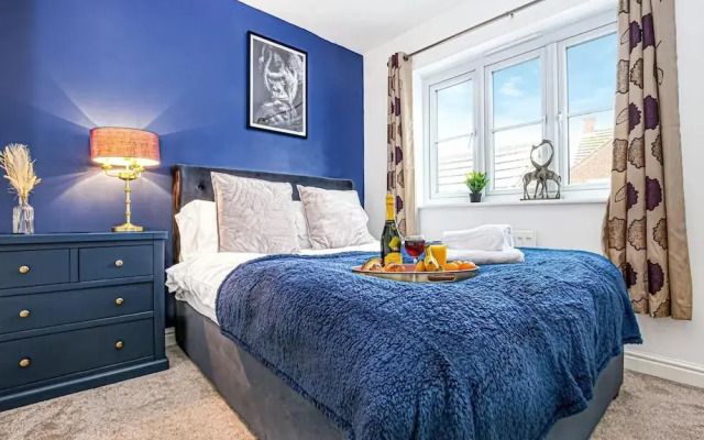 Detached 4 Bed-ultrafast Wifi,garden,free Parking