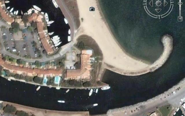 Port Grimaud T2 50 M A Pieds Plage
