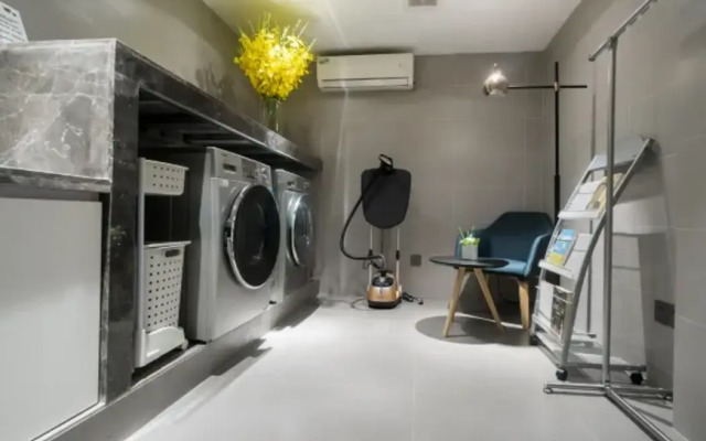 Homeinn Selected Hotel (Shanghai Hongqiao Gubei Yaohong Road Subway Station)