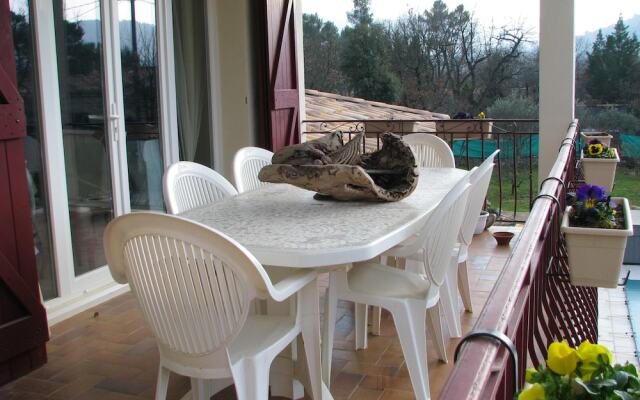 Apartment With 3 Bedrooms in Nans-les-pins, With Wonderful Mountain Vi