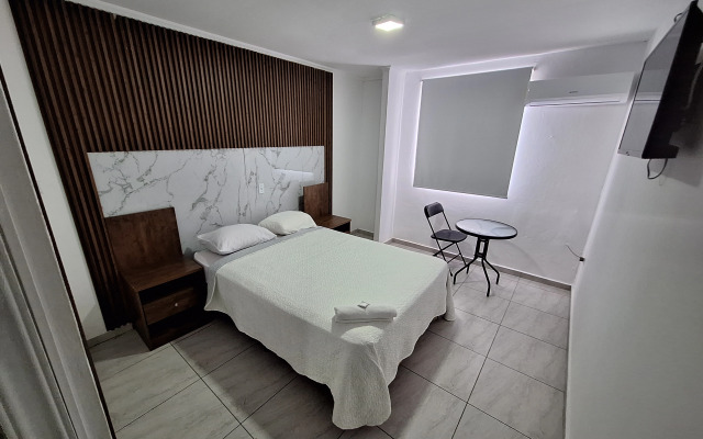 Express Inn Panama International Airport Hostel