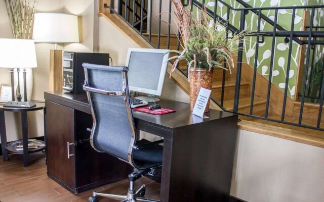 Sleep Inn & Suites Columbus - State University Area