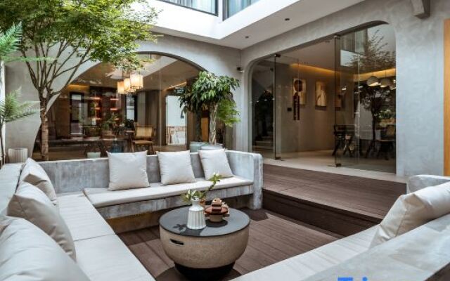 Rongguishan Designer Jiying Space Hualuo Lanjing Art Villa