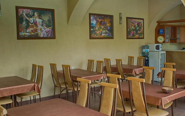Matsesta Lili Guest House