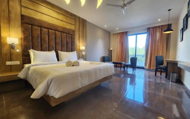 Goroomgo Portola Hotel By Parkside Dharamshala