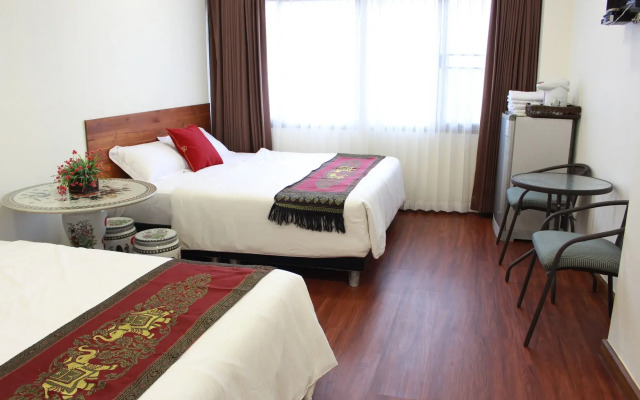 Longzhu Guesthouse