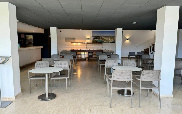 Hotel Cabot Cala Ferrera