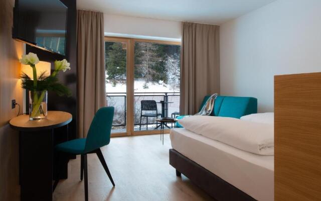 Sports and Nature Hotel Boè