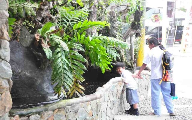 West Gorordo Hotel
