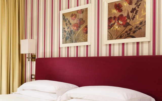 UnaHotels The One Milano Hotel & Residence