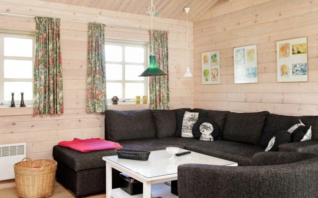 Cozy Holiday Home in Glesborg With Beach Nearby - фото 4