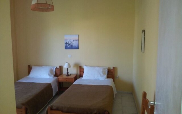 BeachFrontSalvanos aparthotel 