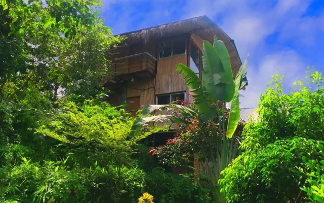 Bononibas Hill Resort