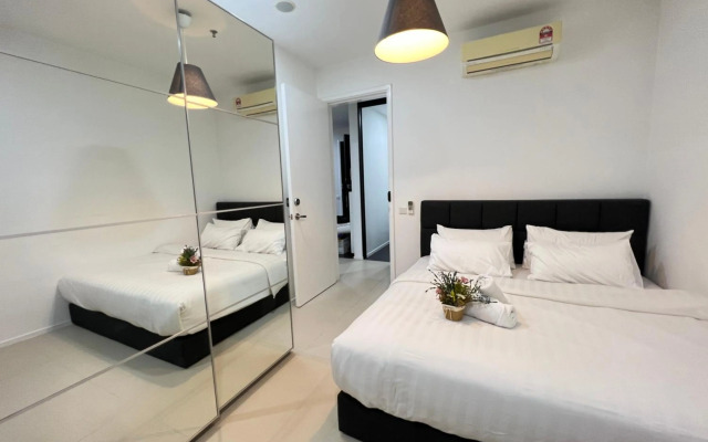 Arcoris SOHO Mont Kiara