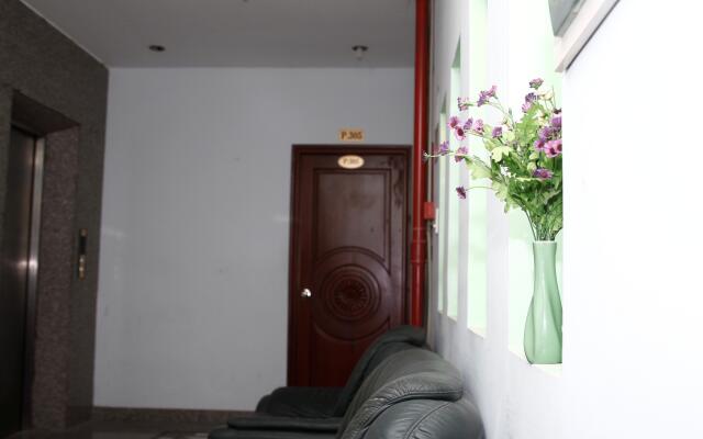 Truong Giang Hotel